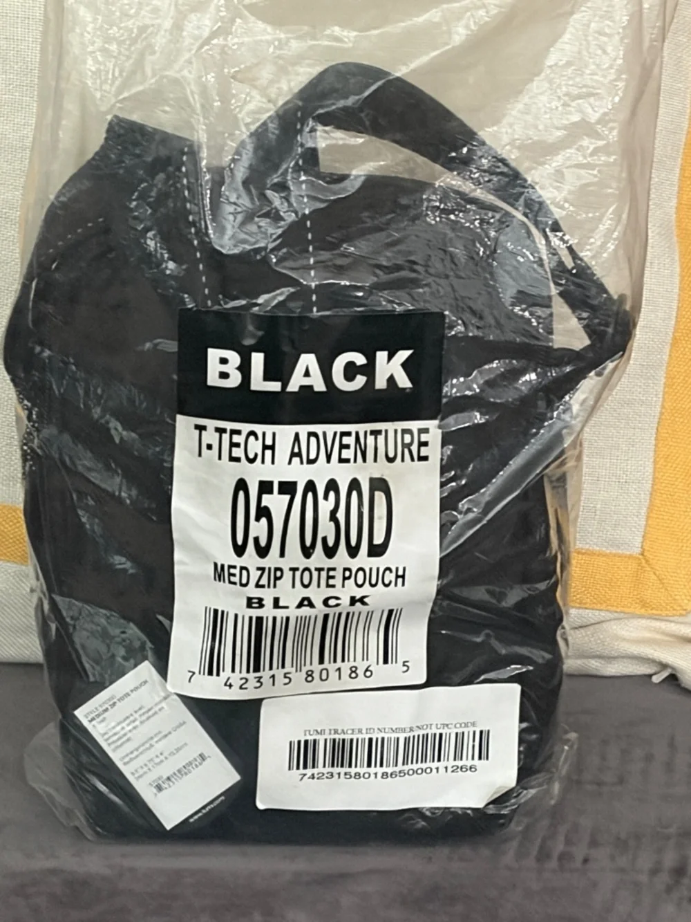 NWT Tumi T-Tech 057030D Adventure Medium Zip Tote Pouch Black Sling Crossbody